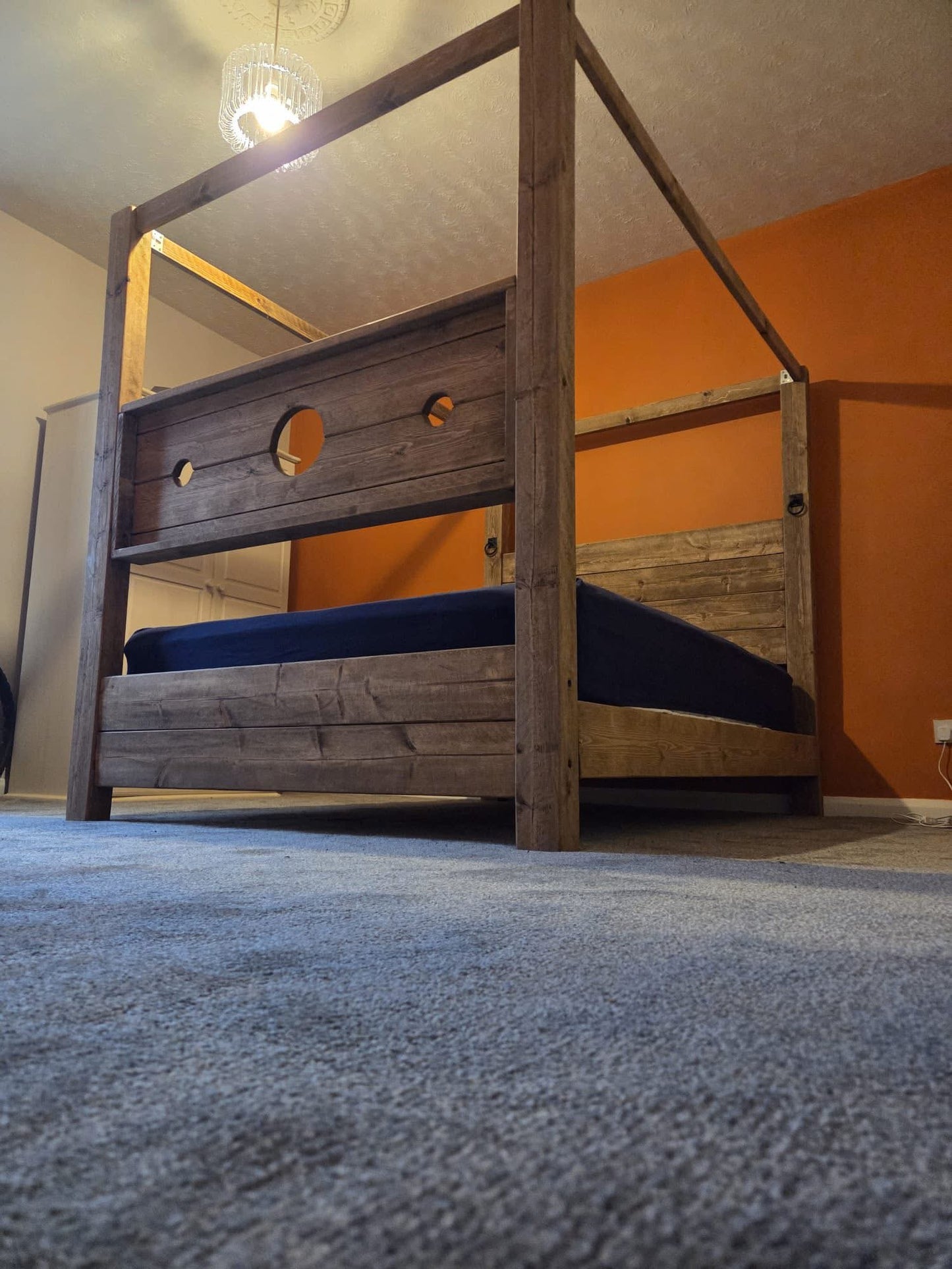 The TUDOR Bed