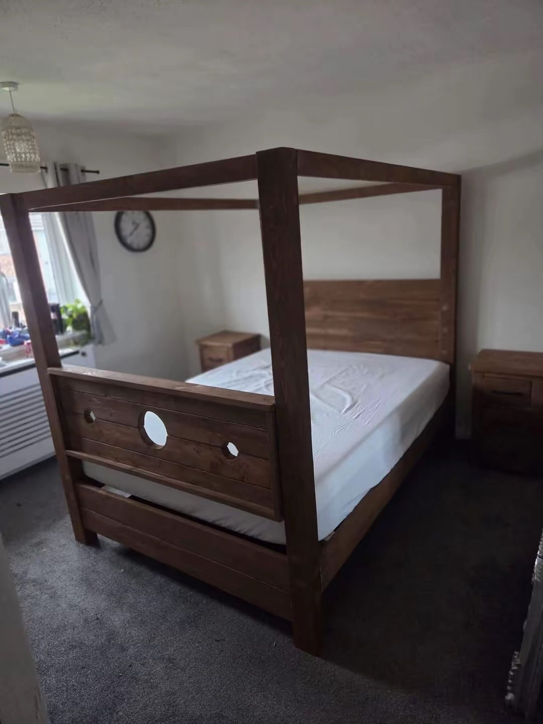 The TUDOR Bed
