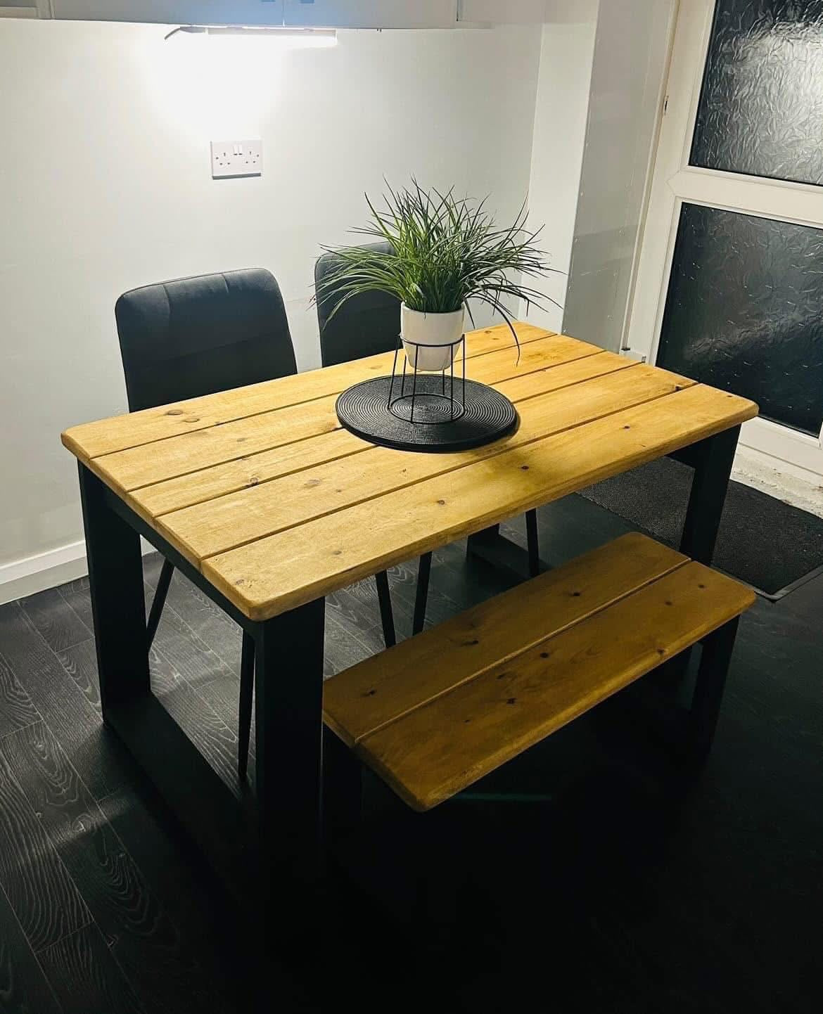 The Midnight Black Table set