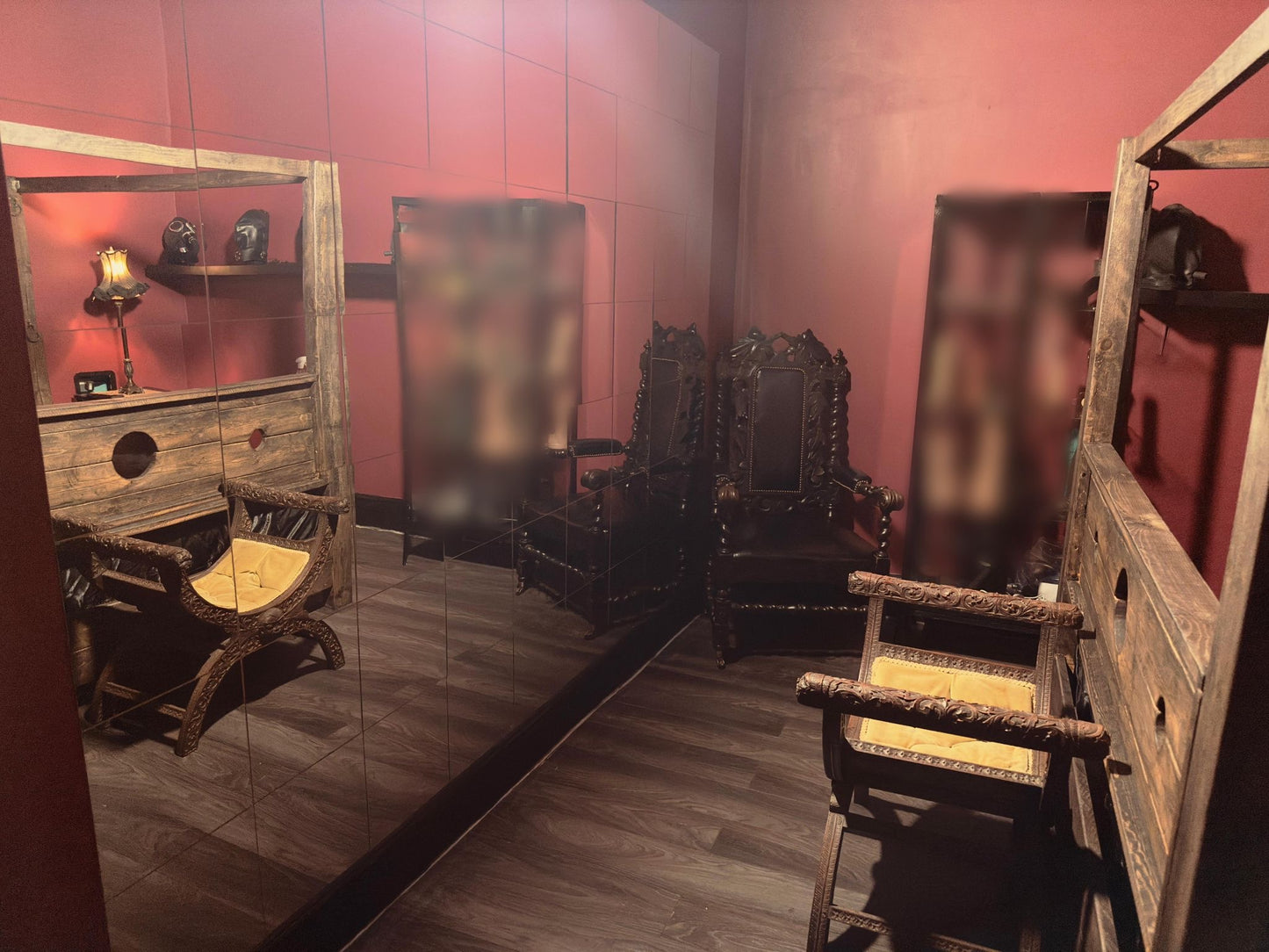 The TUDOR Bed