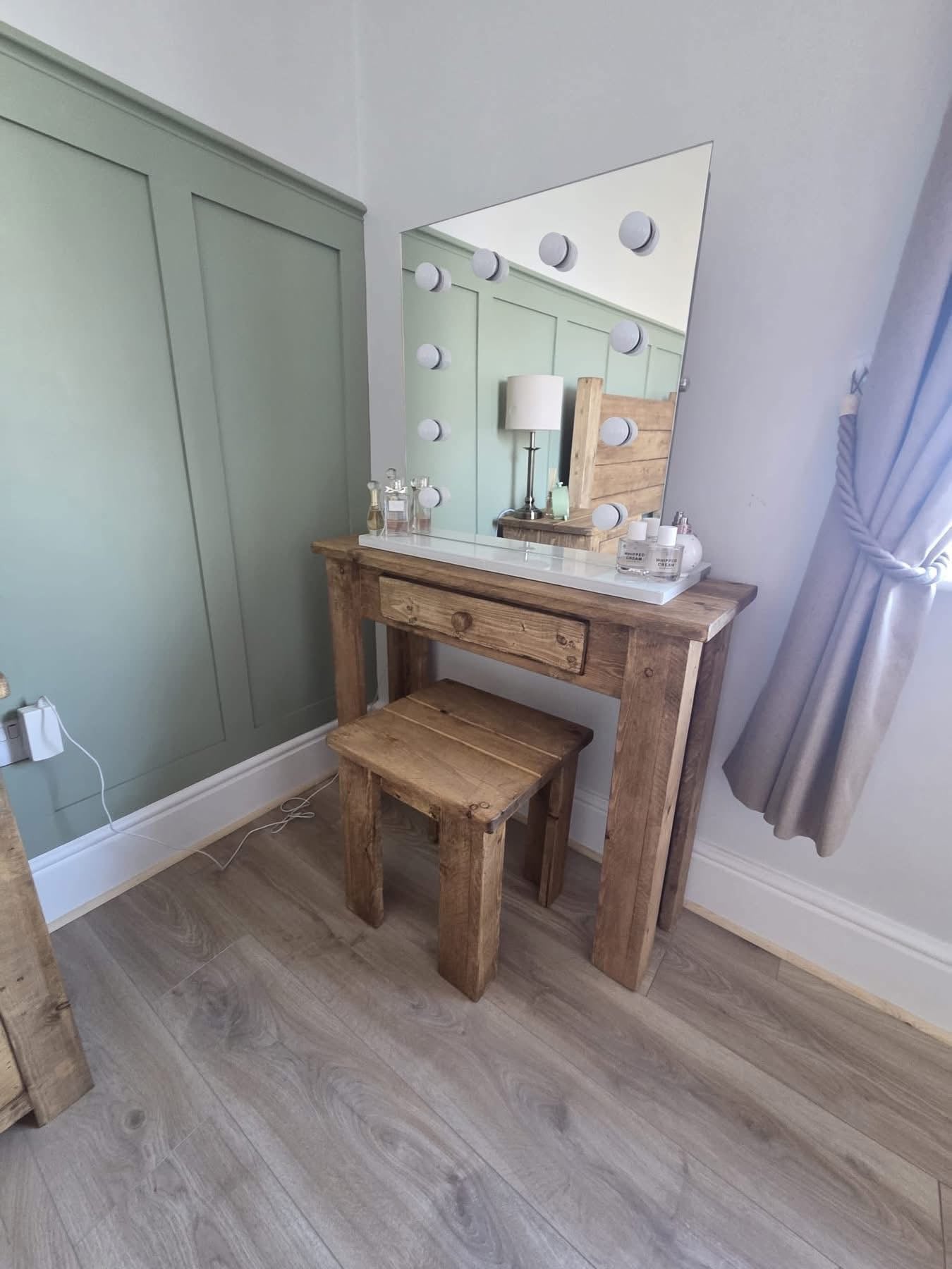 Corner Nook Desk & Stool