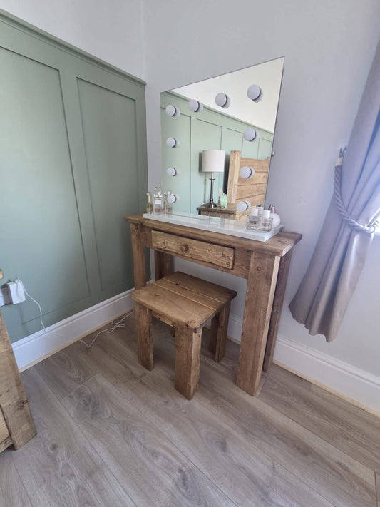 Corner Nook Desk & Stool