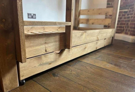 The Underbed Drawers