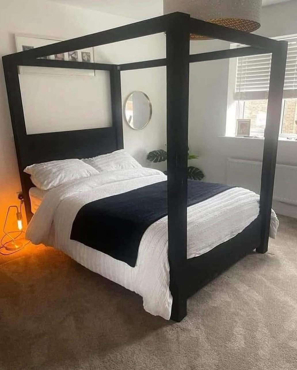 The GRAND Four Poster bed