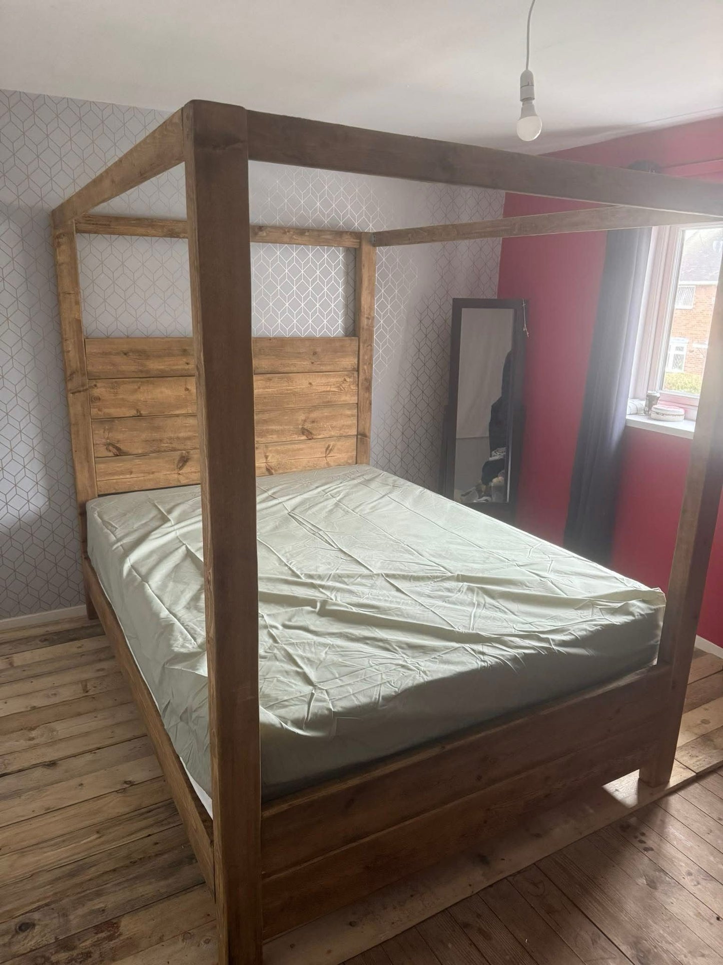 The GRAND Four Poster bed